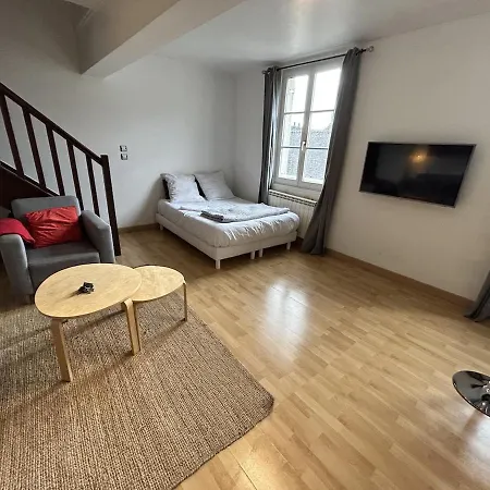 Duplex Cosy Flat Centre *